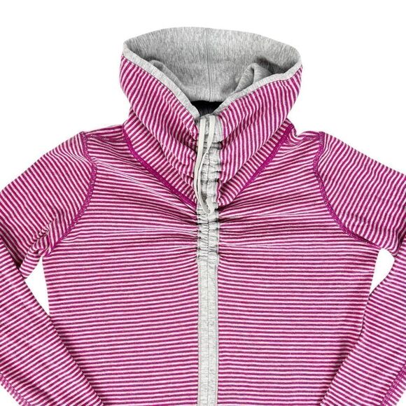 Lululemon In A Cinch Top 6 - Picture 5 of 5